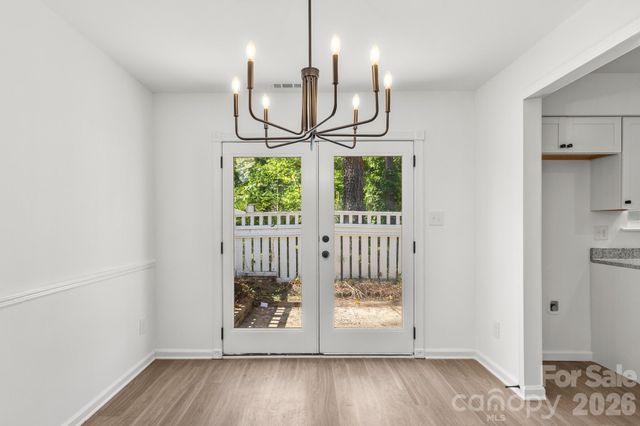 8517 Castle Pine Court, Charlotte, NC 28226