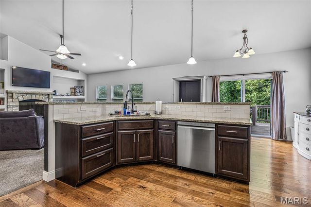 108 Angel Falls Drive, Festus, MO 63028