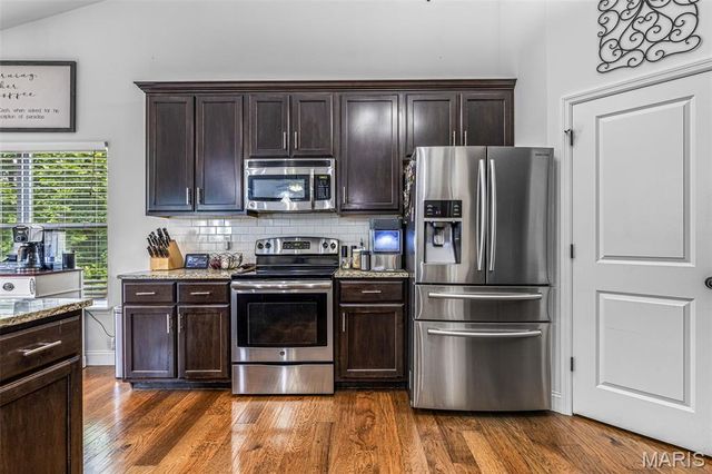 108 Angel Falls Drive, Festus, MO 63028
