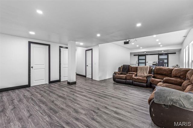 108 Angel Falls Drive, Festus, MO 63028