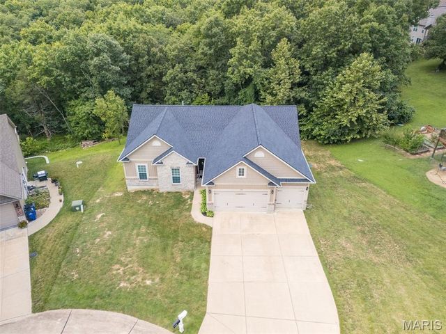 108 Angel Falls Drive, Festus, MO 63028