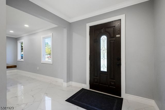 36 Leonard Ter, Wayne Twp., NJ 07470