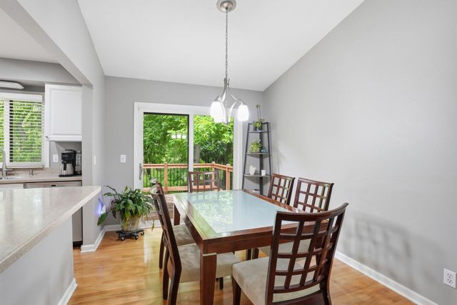 15074 Woodhill Trail, Eden Prairie, MN 55346