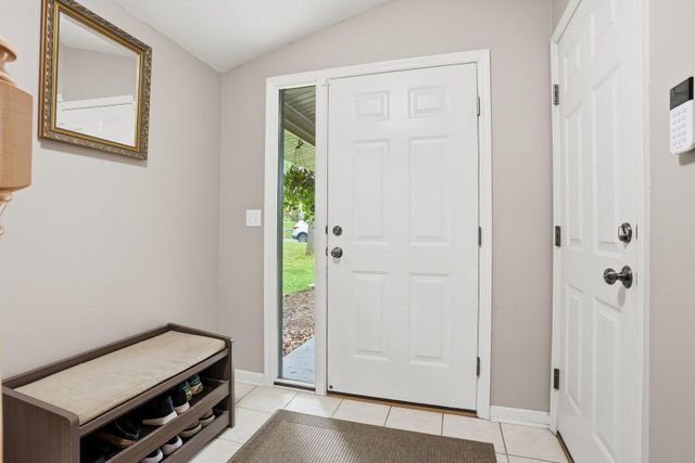 15074 Woodhill Trail, Eden Prairie, MN 55346