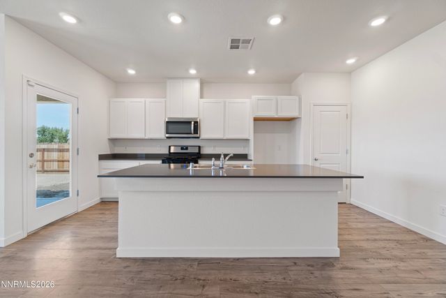 481 Agate Lane, Fallon, NV 89406