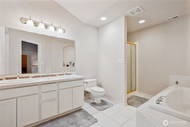 214 St. James Court, Longview, WA 98632