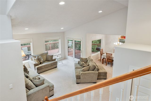 214 St. James Court, Longview, WA 98632