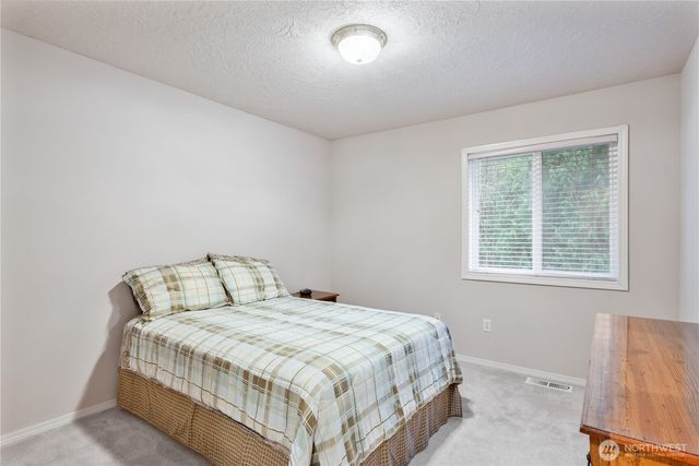 214 St. James Court, Longview, WA 98632