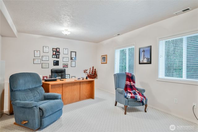 214 St. James Court, Longview, WA 98632