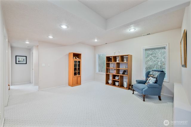 214 St. James Court, Longview, WA 98632