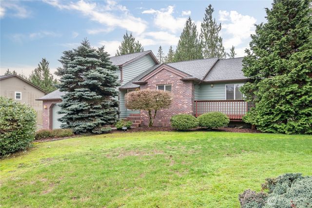 214 St. James Court, Longview, WA 98632