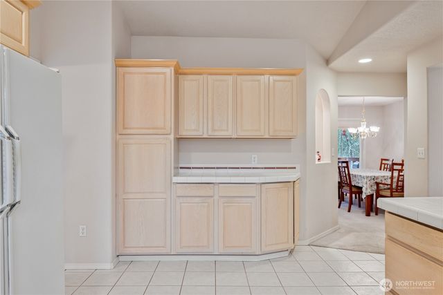 214 St. James Court, Longview, WA 98632