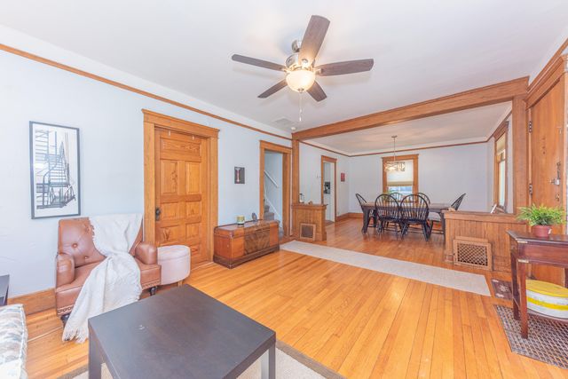 1123 W Huron Street, Ann Arbor, MI 48103