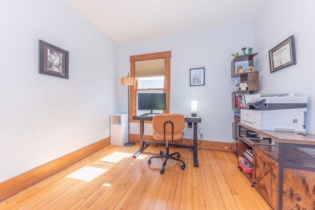 1123 W Huron Street, Ann Arbor, MI 48103