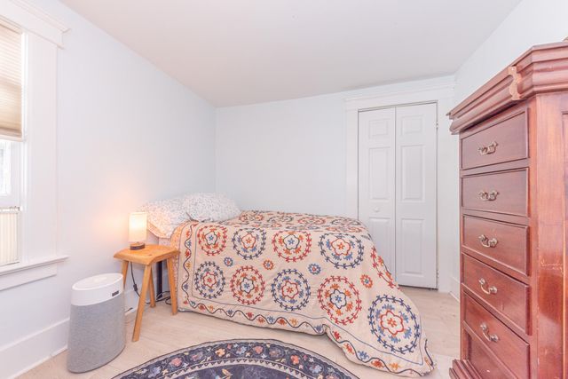 1123 W Huron Street, Ann Arbor, MI 48103