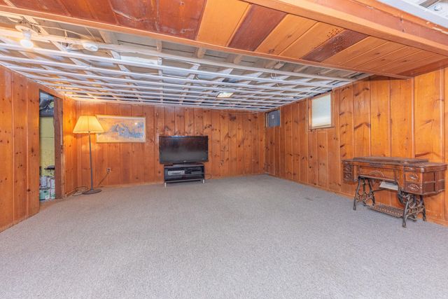 1123 W Huron Street, Ann Arbor, MI 48103