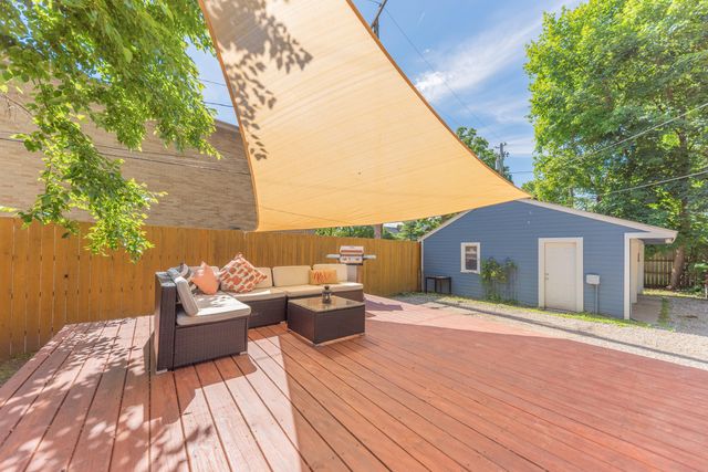 1123 W Huron Street, Ann Arbor, MI 48103