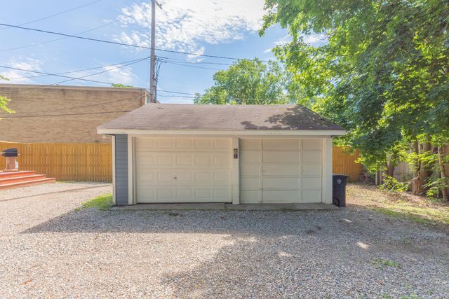 1123 W Huron Street, Ann Arbor, MI 48103