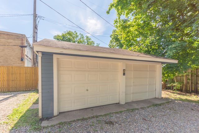 1123 W Huron Street, Ann Arbor, MI 48103