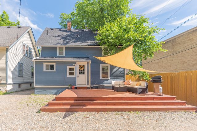 1123 W Huron Street, Ann Arbor, MI 48103