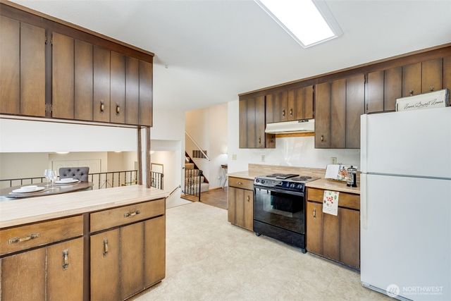 1710 Browns Point Boulevard, Tacoma, WA 98422