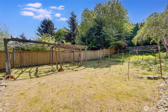 1710 Browns Point Boulevard, Tacoma, WA 98422