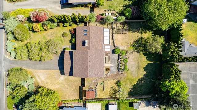 1710 Browns Point Boulevard, Tacoma, WA 98422