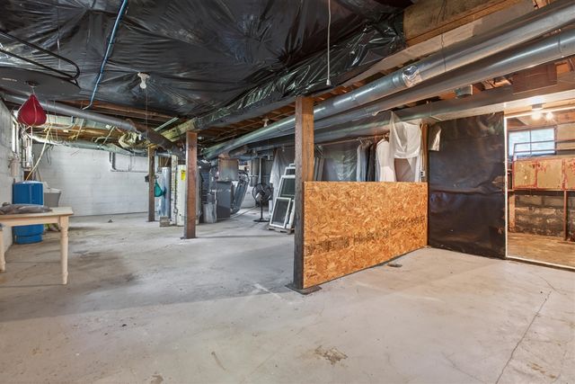 1536 E Nickerson Avenue, Benton Harbor, MI 49022