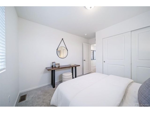 46526 Avery Ln, Bennett, CO 80102