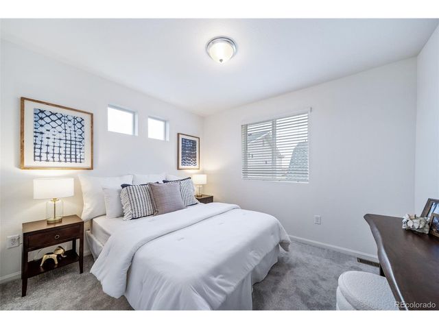 46526 Avery Ln, Bennett, CO 80102