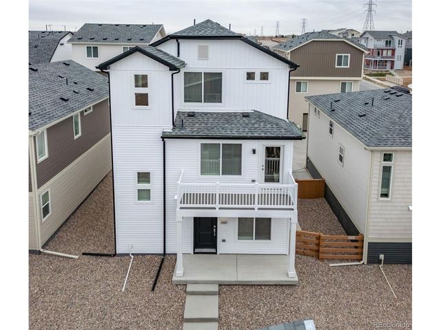 46526 Avery Ln, Bennett, CO 80102