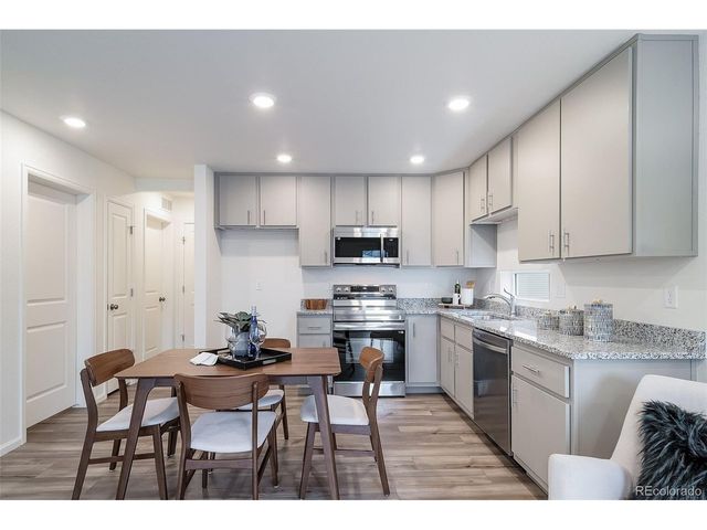 46526 Avery Ln, Bennett, CO 80102