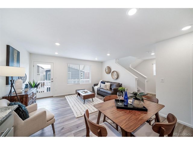 46526 Avery Ln, Bennett, CO 80102