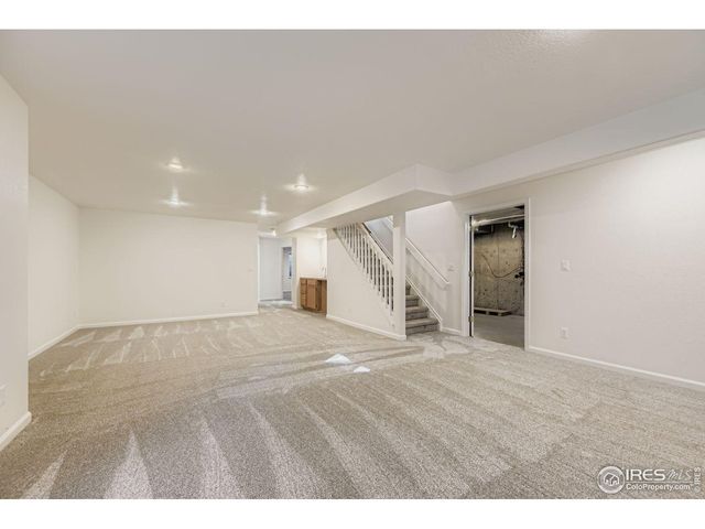 2062 Ridgeview Dr, Longmont, CO 80504