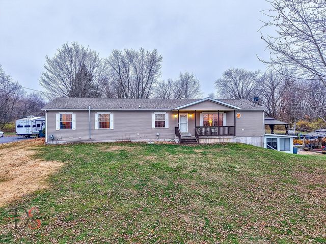 32415 N 600 E Road, Streator, IL 61364