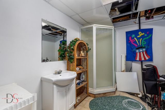 32415 N 600 E Road, Streator, IL 61364