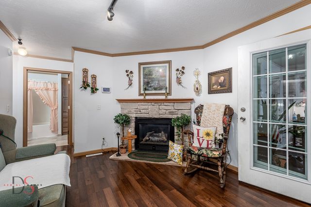 32415 N 600 E Road, Streator, IL 61364