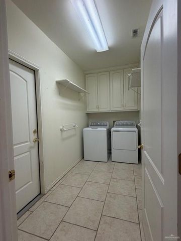 3321 E Clubhouse Drive, Edinburg, TX 78542