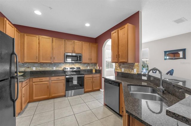 2080 BENT GRASS AVENUE, Ocoee, FL 34761