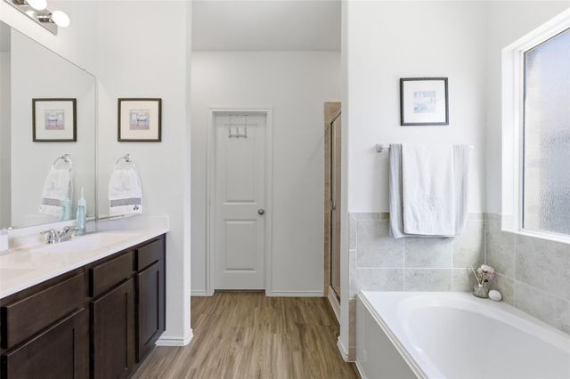 832 Mallow RD, Leander, TX 78641