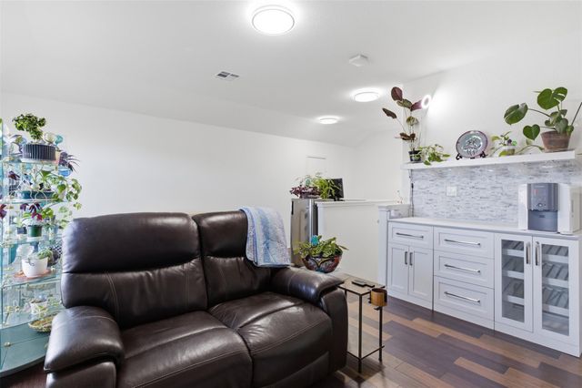 832 Mallow RD, Leander, TX 78641