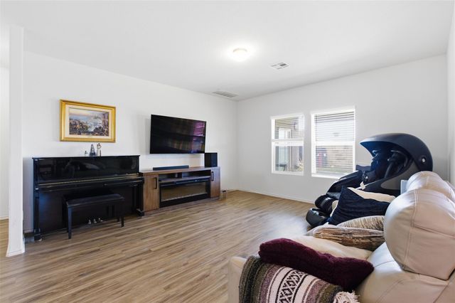 832 Mallow RD, Leander, TX 78641