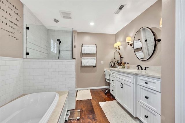 20012 Mural Circle, Huntington Beach, CA 92646