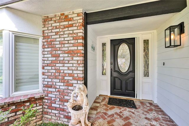 20012 Mural Circle, Huntington Beach, CA 92646
