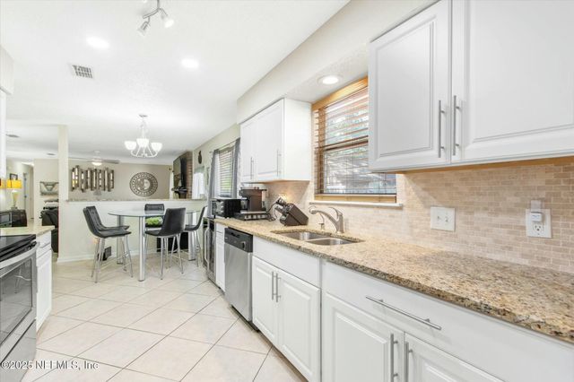 6080 GULF Road W, Jacksonville, FL 32244