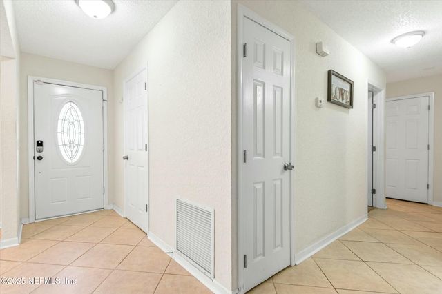 6080 GULF Road W, Jacksonville, FL 32244