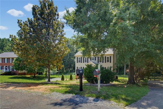 6013 Stone Bluff Drive, Clemmons, NC 27012