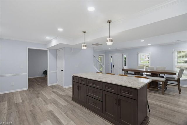 6013 Stone Bluff Drive, Clemmons, NC 27012