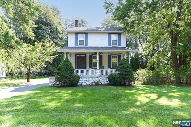 373 W Crescent Avenue, Allendale, NJ 07401