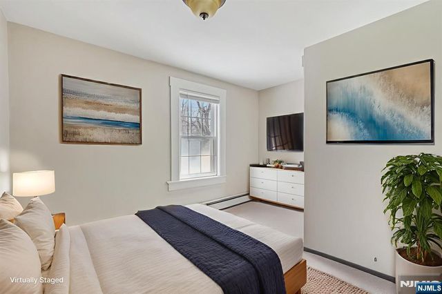 373 W Crescent Avenue, Allendale, NJ 07401